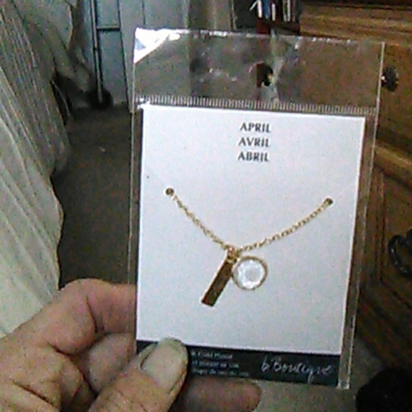 Necklaces - Picture 2 of 3